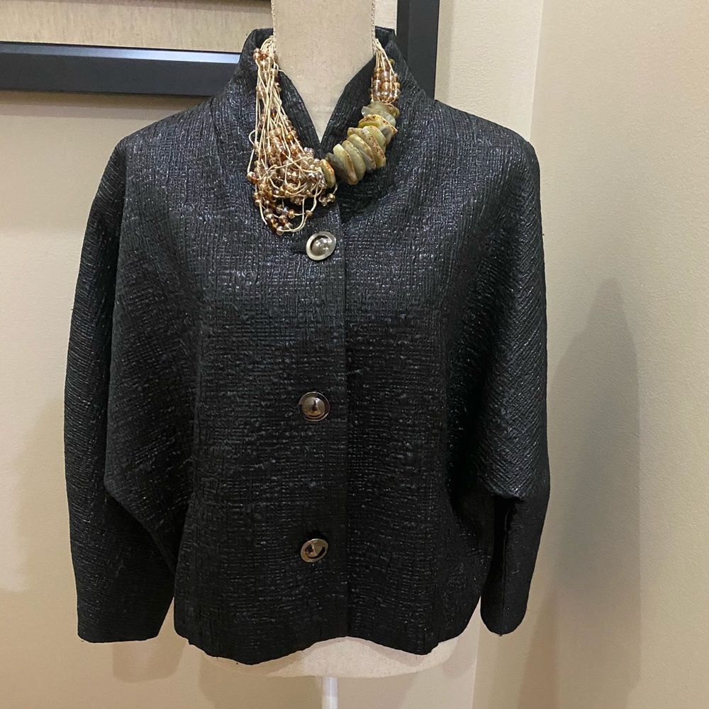 Black polyester textured jacket